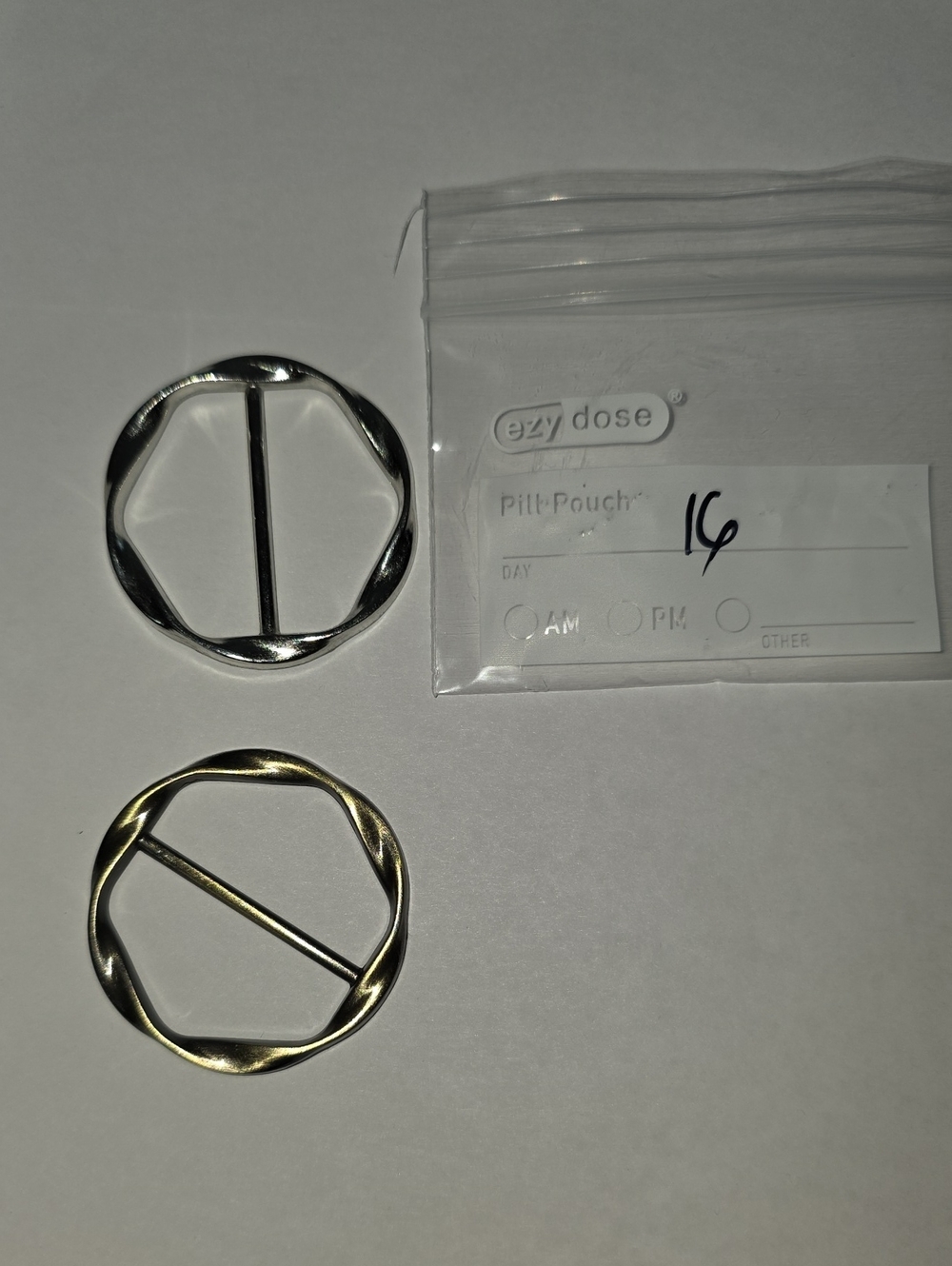 16. Shiny Silver and Matte Brass Gold Round Scarf/Tee Rings - Pack of 2